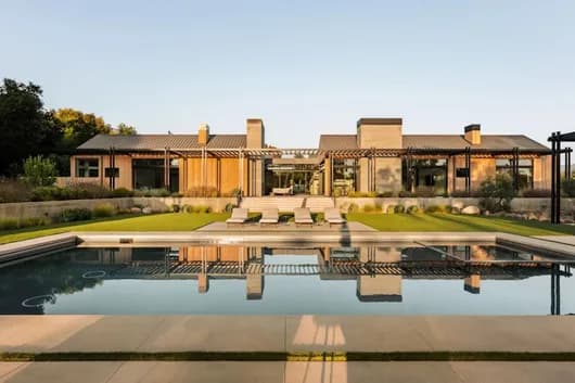 Extraordinary Living